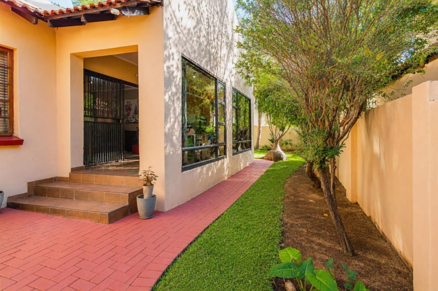 4 Bedroom Property for Sale in Safari Gardens North West
